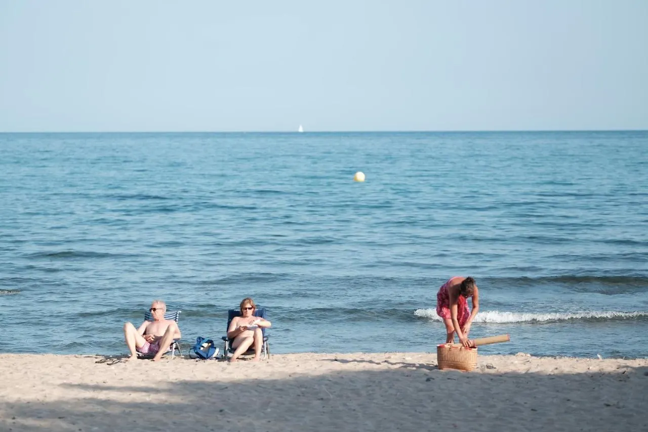 Playa Montroig Camping Resort Кемпинг