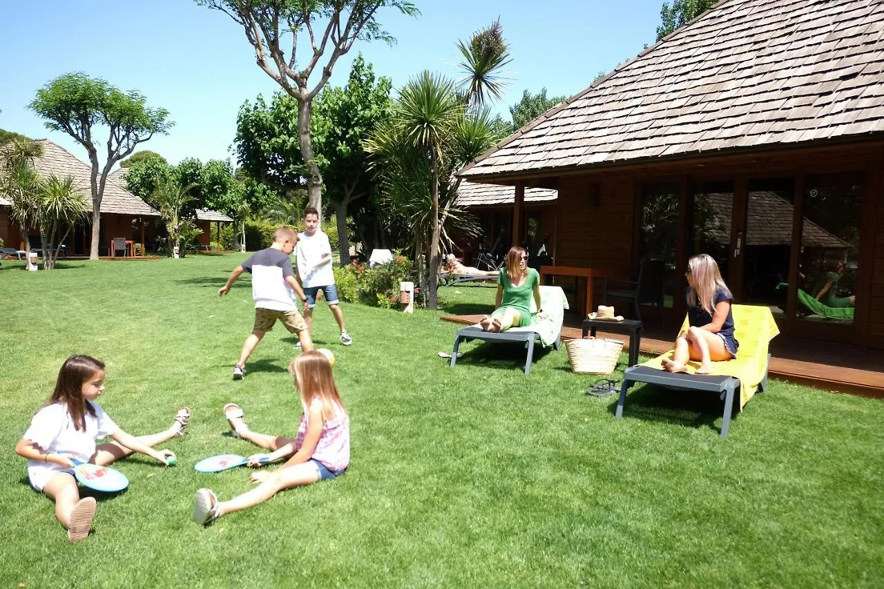 Playa Montroig Camping Resort Кемпинг Mont-roig del Camp
